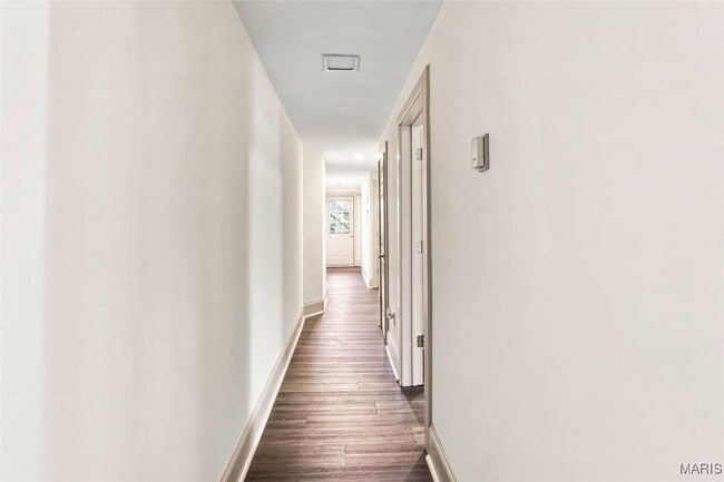 Building Photo - 3656 Shaw Ave