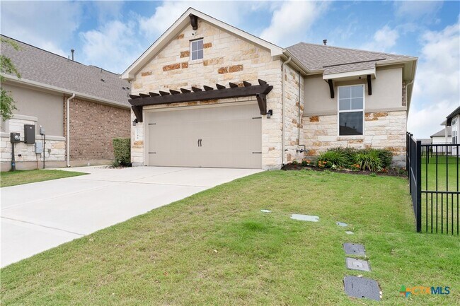 Building Photo - 746 Faith Dr