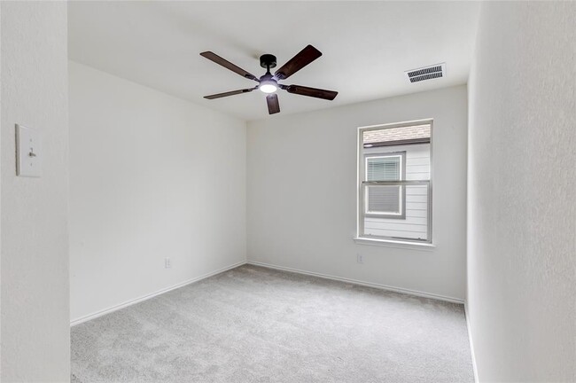 Building Photo - 1717 River Plateau Dr