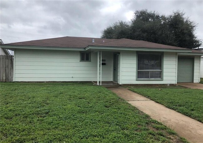 Primary Photo - 1215 Zana Ln