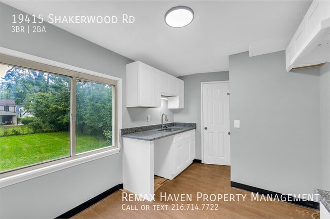 Building Photo - 19415 Shakerwood Rd