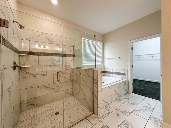 Building Photo - 14873 Winter Stay Dr