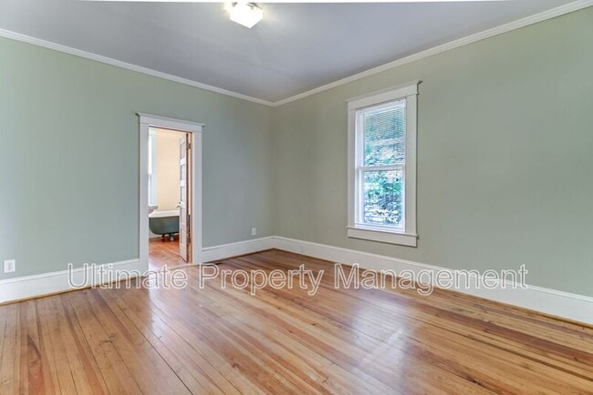 Building Photo - 2101 Creecy Ave