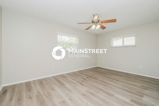 Building Photo - 3 Bedroom Pet-Friendly Home in spring hill...