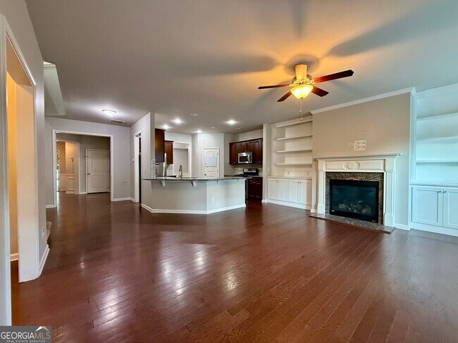 Building Photo - 5115 Breezewood Cir