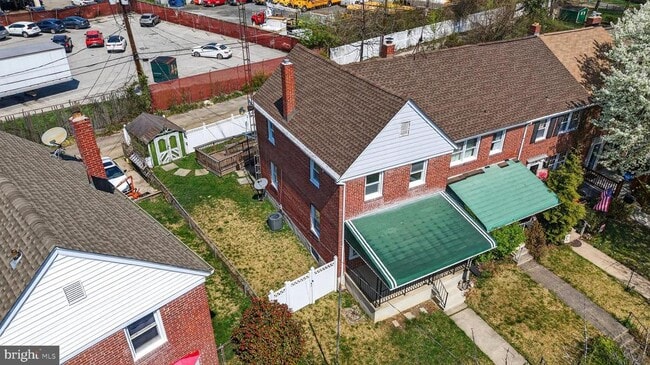 Building Photo - 1870 Yakona Rd