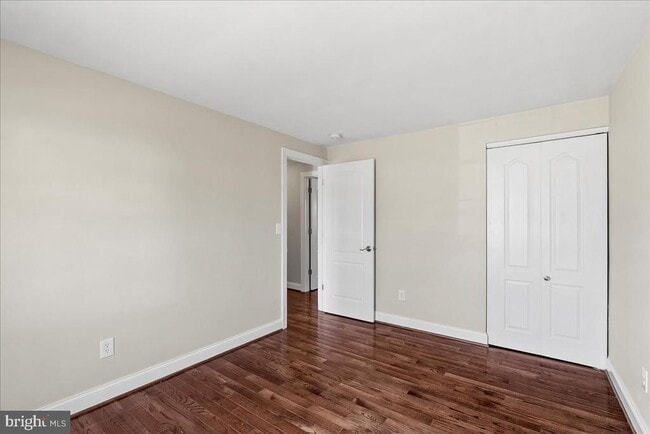 Building Photo - 507 Lindsay Ct