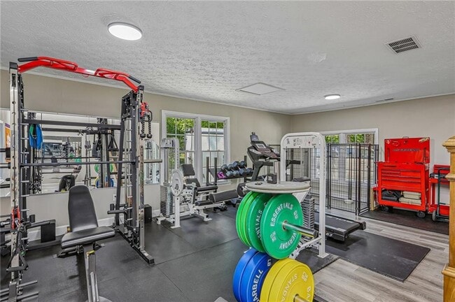 Building Photo - 3898 Skidmore Dr