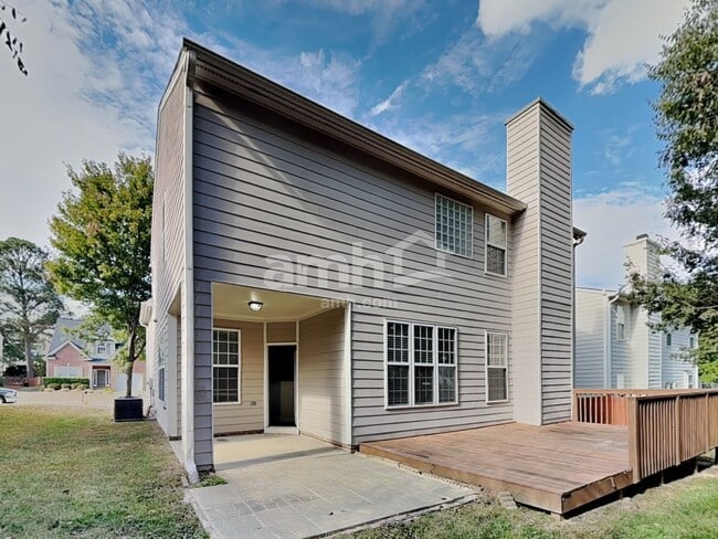 Building Photo - 5716 Keowee Way