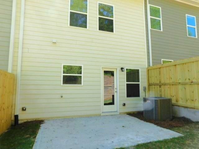 Building Photo - 143 Sawgrass Dr