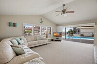 Building Photo - 874 Magnolia Ct