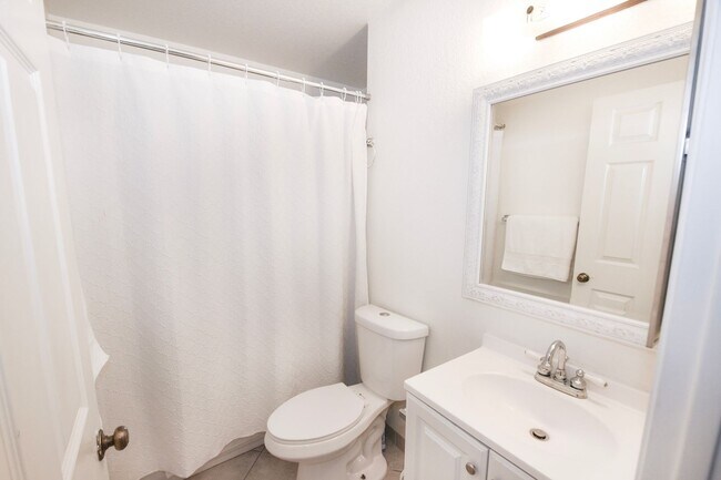 Building Photo - Long Term, Unfurnished Rental in Imperial ...