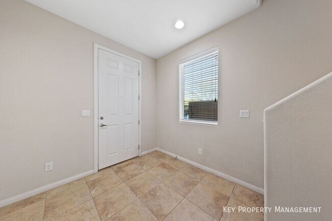 Building Photo - 2324 Mundare-