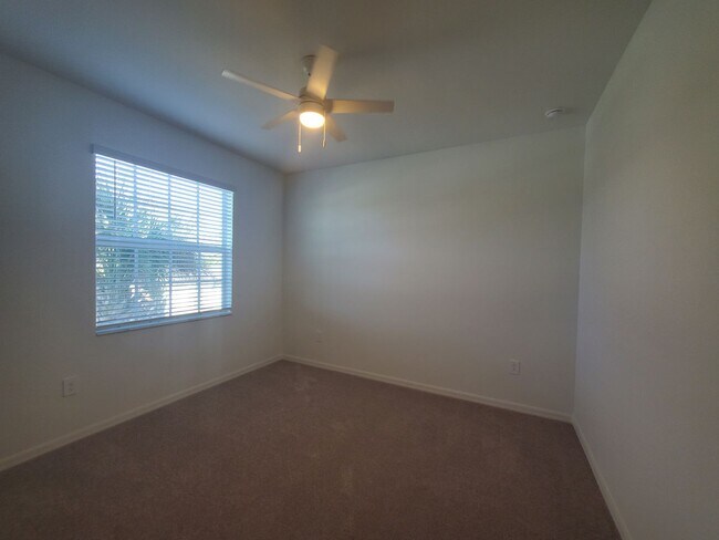 Building Photo - 20660 HAZELNUT Ct