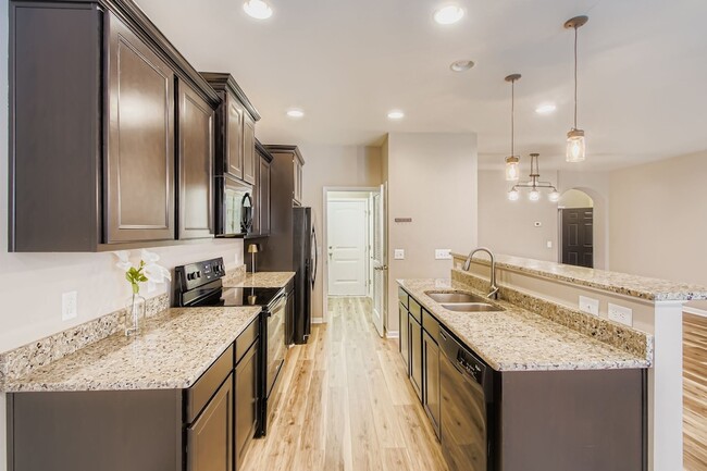 Building Photo - 2520 River Trail Dr