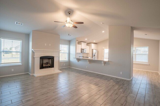 Building Photo - New Build Simmons Home and RARE - 4 Bedroom Owasso home