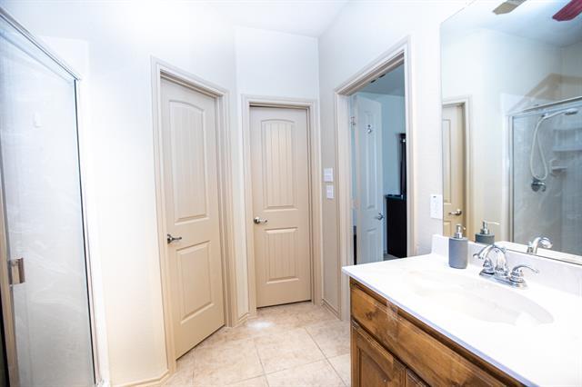 Building Photo - 2512 Priscella Dr