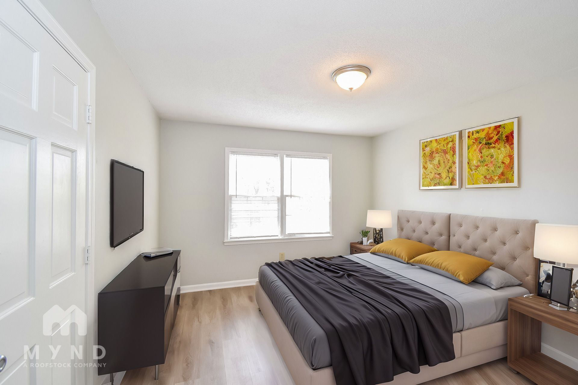 Building Photo - 3369 Foxwood Dr