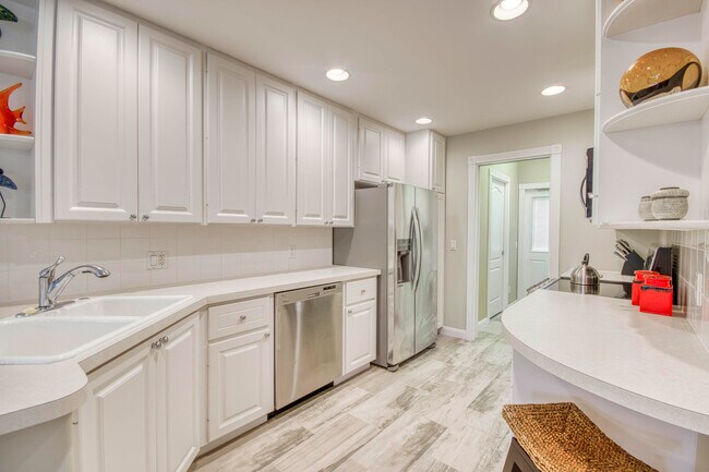 Building Photo - 148 Ashley Ct