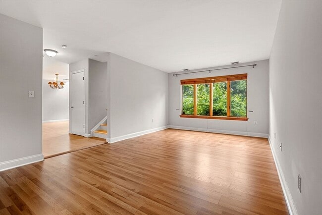 Building Photo - 171 Swanton St