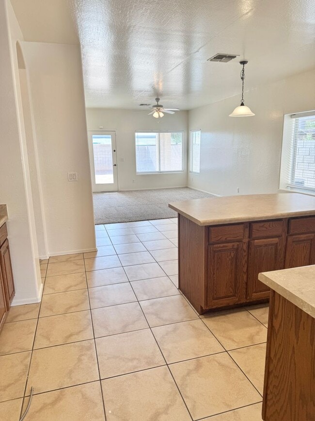 Building Photo - 314 S 117th Dr