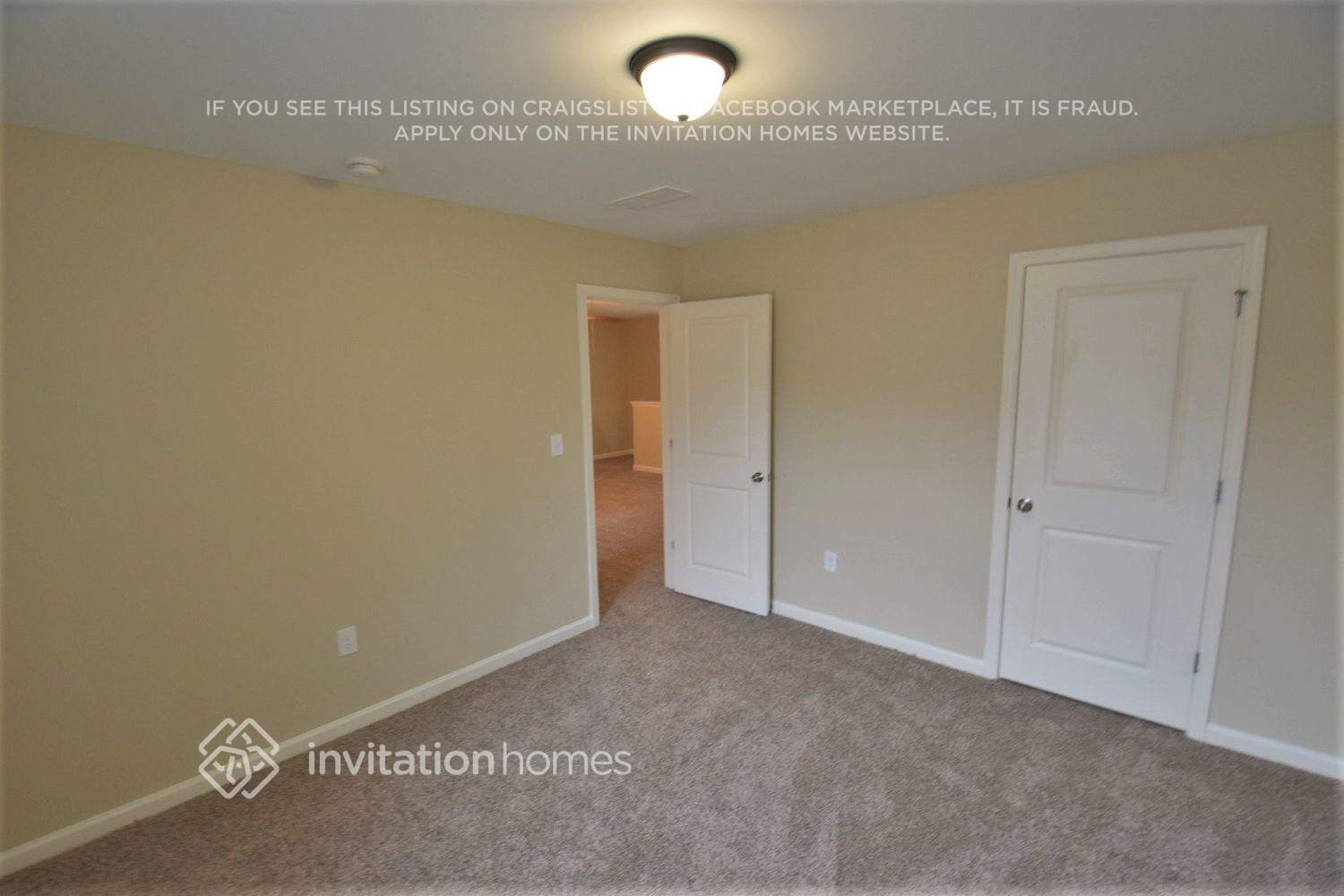 Building Photo - 592 Rock Hill Pkwy