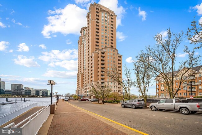 Building Photo - 100 Harborview Dr