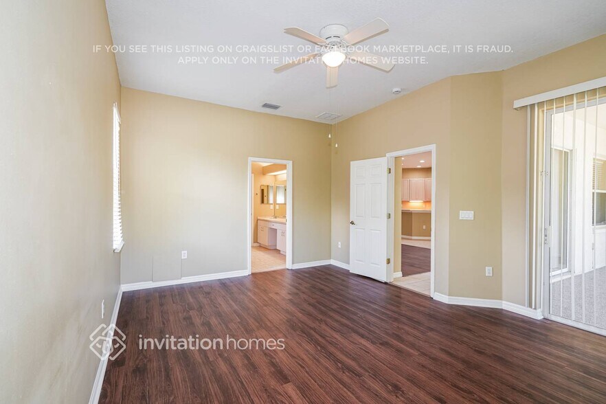 Building Photo - 1649 Oak Park Ct