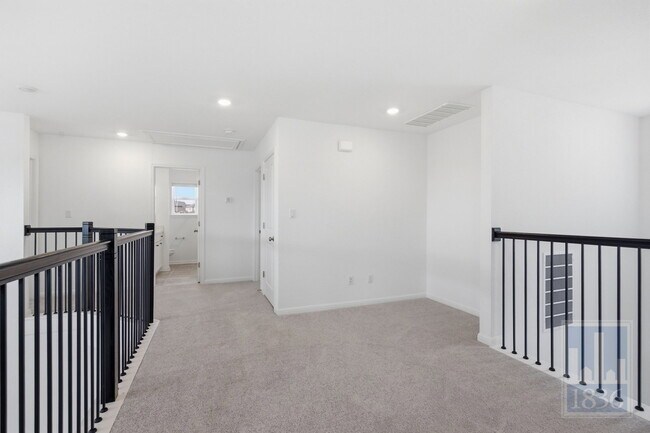 Building Photo - 12713 Brave Tenderfoot Trl