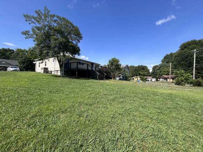 Building Photo - 517 Sherwood Ave