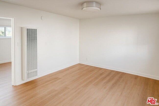 Building Photo - 5952 Benner St