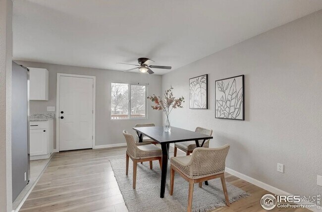 Building Photo - 4 Bedroom Single Family Home in Denver