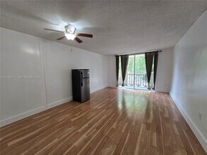 Building Photo - 1800 Sans Souci Blvd
