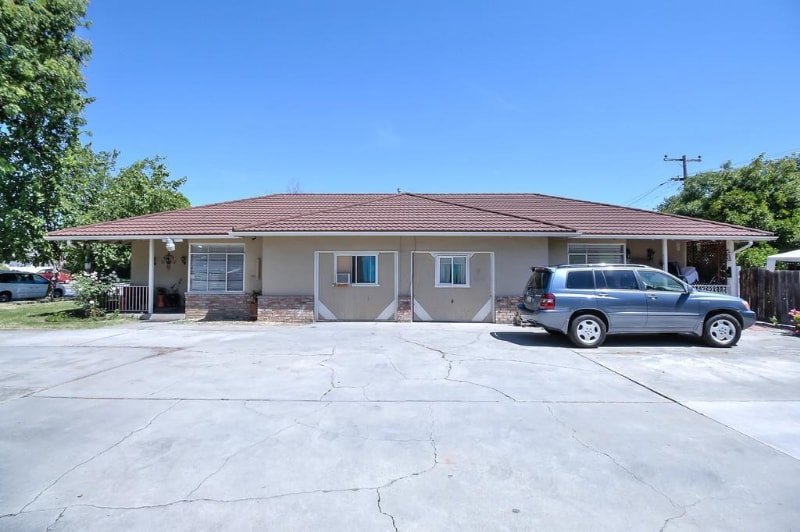 Building Photo - 936 Princess Anne Dr