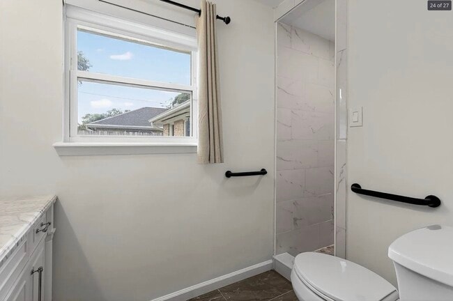 Building Photo - 6031 Rutherglenn Dr