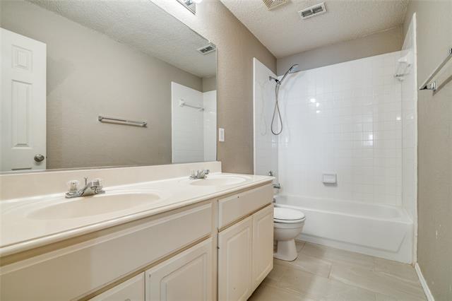 Building Photo - 2023 Nottingham Pl