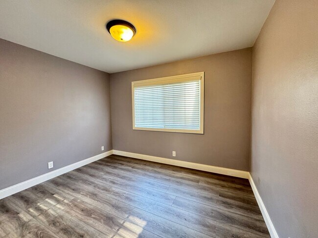Building Photo - 16419 Bear Meadow Cir