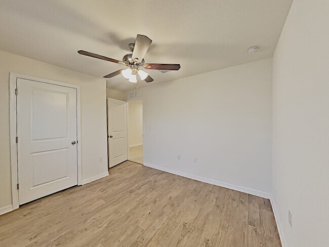 Building Photo - 7774 Broad Pointe Dr