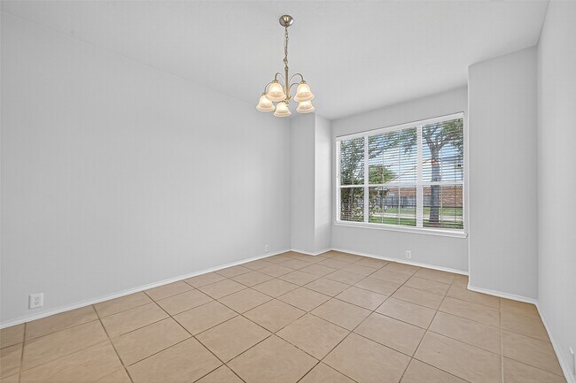Building Photo - 25311 Mallard Bay Ln