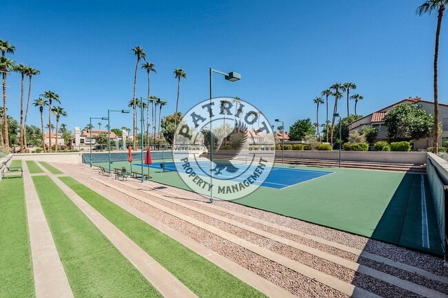 Building Photo - 9708 E Vía Linda