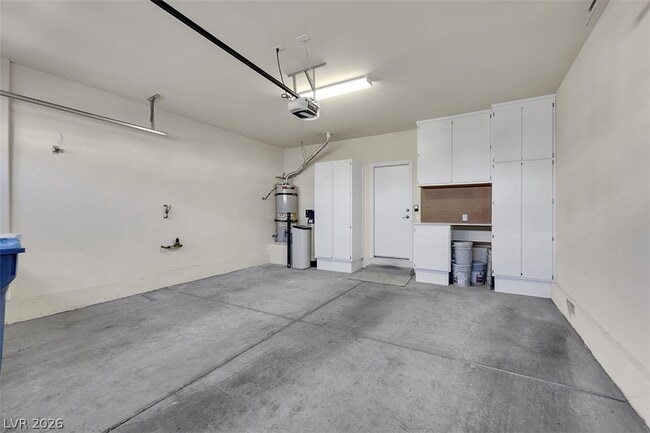 Building Photo - 7987 Home Light St