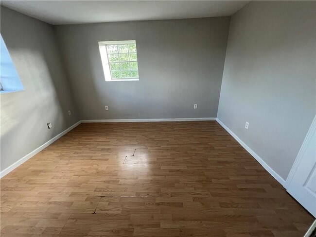 Building Photo - 8550 Valor Dr