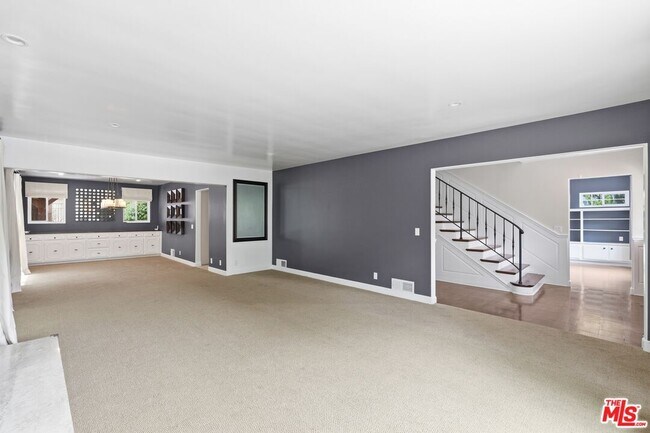 Building Photo - 503 N Greencraig Rd