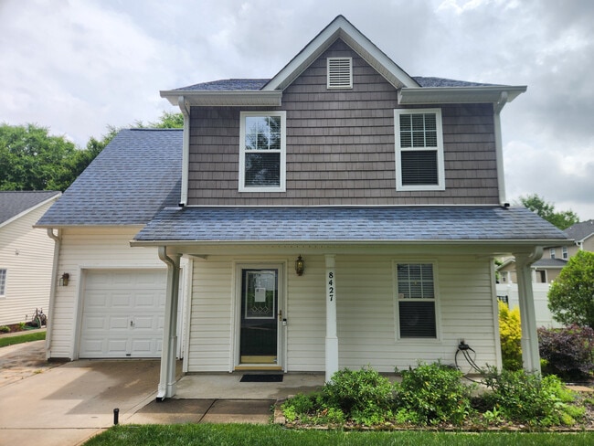 Building Photo - 8427 Meadowcreek Village Dr