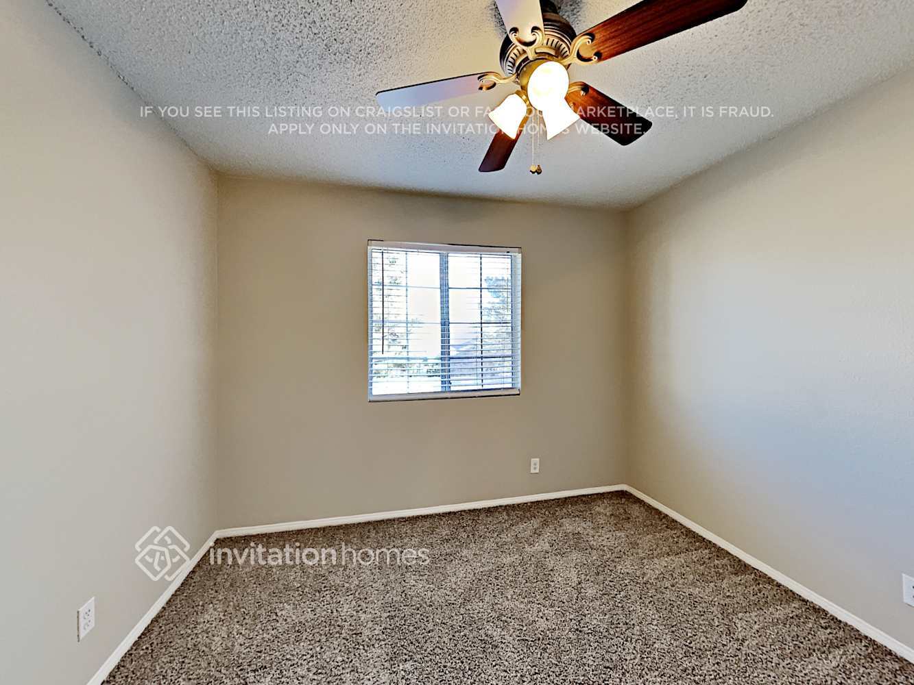Building Photo - 1740 La Cruz Dr