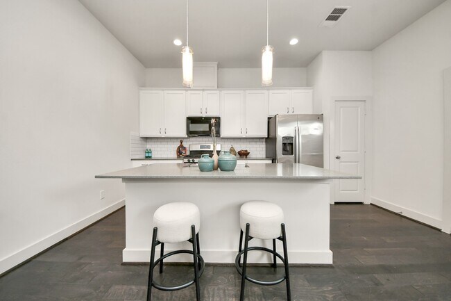Building Photo - 9448 Kerrwood Ln