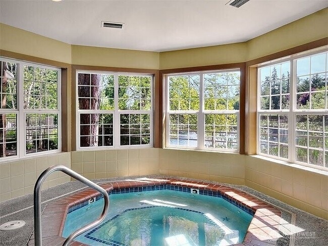 Building Photo - 12303 Harbour Pointe Blvd