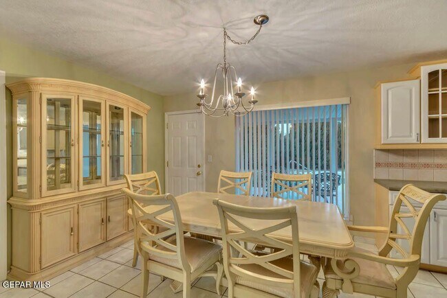 Building Photo - 10955 Yogi Berra Cir