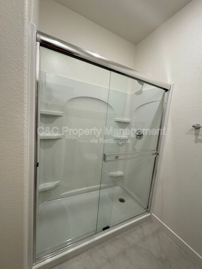 Building Photo - 5339 Shenandoah Pl