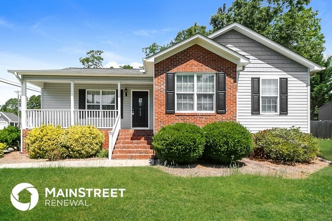 Building Photo - 533 May Rd